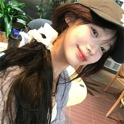 乐坛插班生粤语
